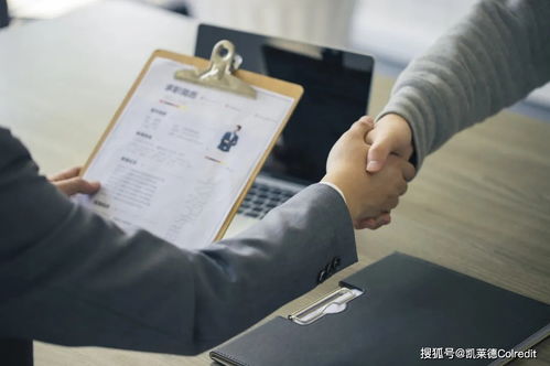 建议对未婚男性停发工资?蒋胜男辟谣 建议对未婚男性停发工资?蒋胜男辟谣