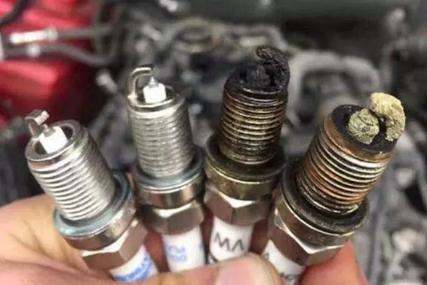 汽车火花塞多久换一次要多少钱 汽车火花塞多久换一次要多少钱