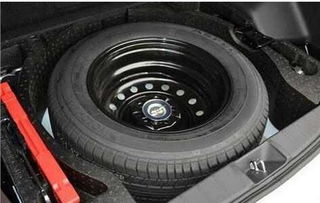 汽车最小的轮胎是多少寸