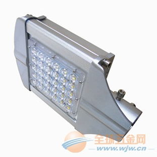 汽车led灯多少瓦的 汽车led灯多少瓦的