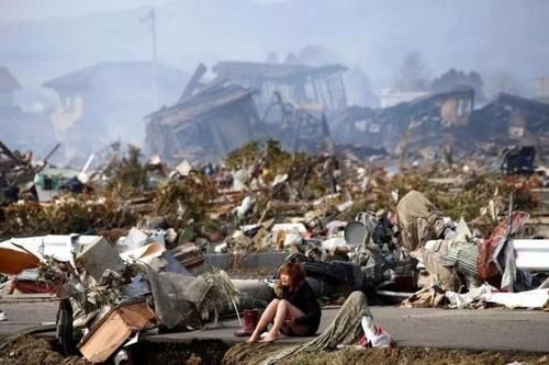 在缅华人:地震时正好放假救了很多人 在缅华人:地震时正好放假救了很多人