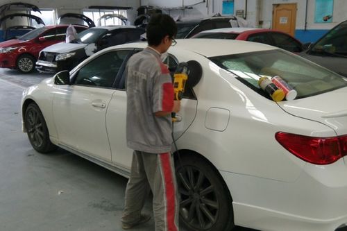 汽车补漆多少钱 汽车补漆多少钱