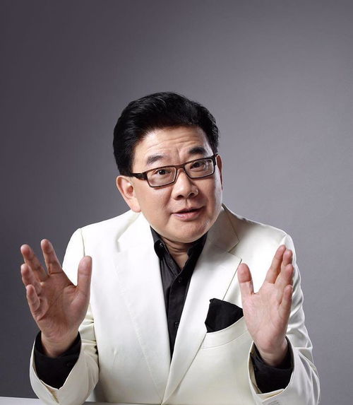 前央视主持人被曝转行养鸡 前央视主持人被曝转行养鸡
