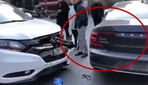 汽车保险杠换漆要多少钱(汽车保险杠换漆费用详解)