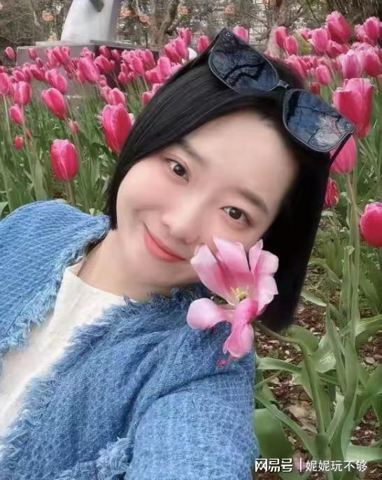 三亚女游客被咬后曾咨询鉴蛇博主(三亚女游客遭蛇咬后紧急咨询鉴蛇博主) 三亚女游客被咬后曾咨询鉴蛇博主(三亚女游客遭蛇咬后紧急咨询鉴蛇博主)