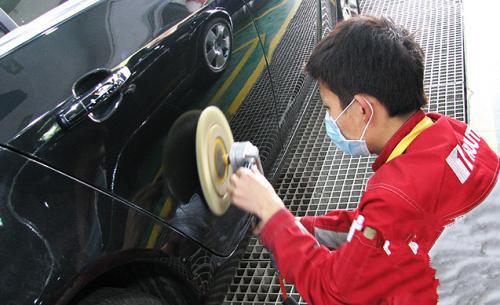 汽车做一个钣金多少工资(汽车钣金工作的薪资水平探究) 汽车做一个钣金多少工资(汽车钣金工作的薪资水平探究)