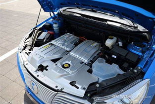 电动汽车电瓶加多少水(电动汽车电瓶加水,深度解析与操作指南) 电动汽车电瓶加多少水(电动汽车电瓶加水,深度解析与操作指南)