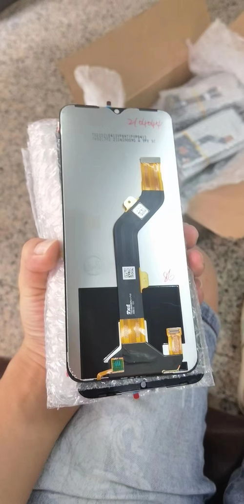 怎么贴华为手机屏幕