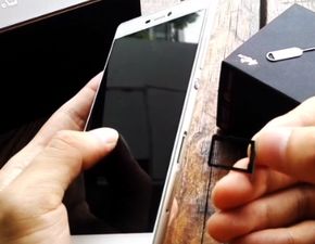 华为手机的卡怎么拆卸