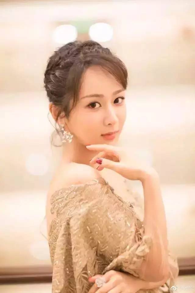 怎么换手机桌面华为 怎么换手机桌面华为