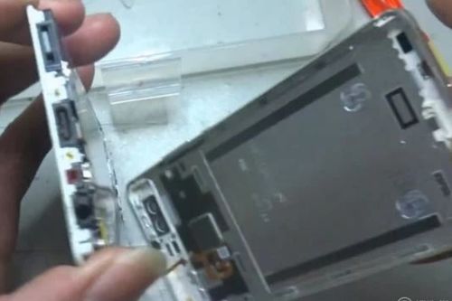 华为手机表盖怎么拆开 华为手机表盖怎么拆开