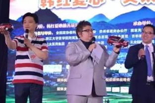 韩红现身呼和浩特助力百人援蒙 韩红现身呼和浩特助力百人援蒙