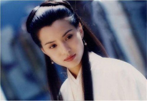 小龙女配音去世 李若彤发文悼念 小龙女配音去世 李若彤发文悼念