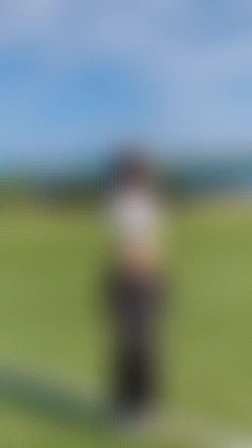 “树底下有人 我听到有人在叫” “树底下有人 我听到有人在叫”