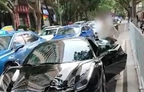 女子追尾身亡 男友副驾睡觉被起诉 女子追尾身亡 男友副驾睡觉被起诉